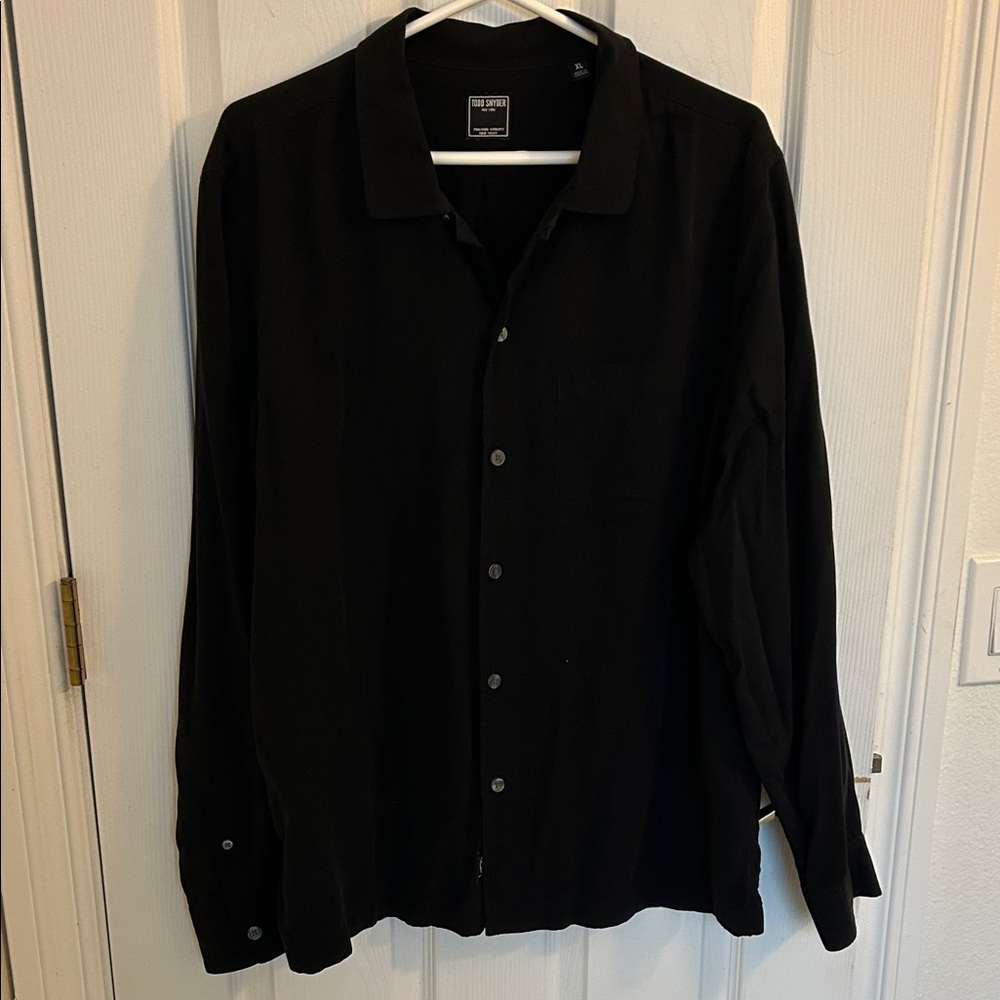 Todd Snyder Black Button-Up Shirt